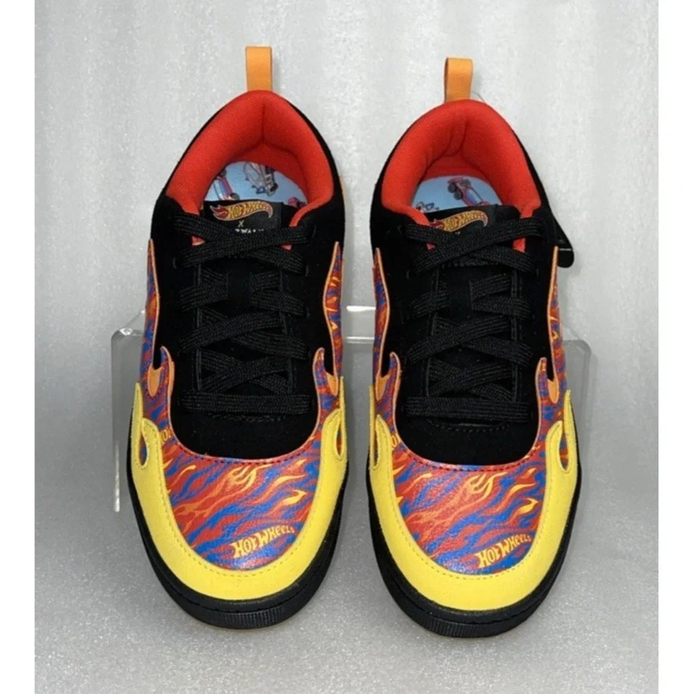 Airwalk‎ x Hot Wheels Classic 2.0 Casual Skate OG Sneakers Big Boys Size 3 New